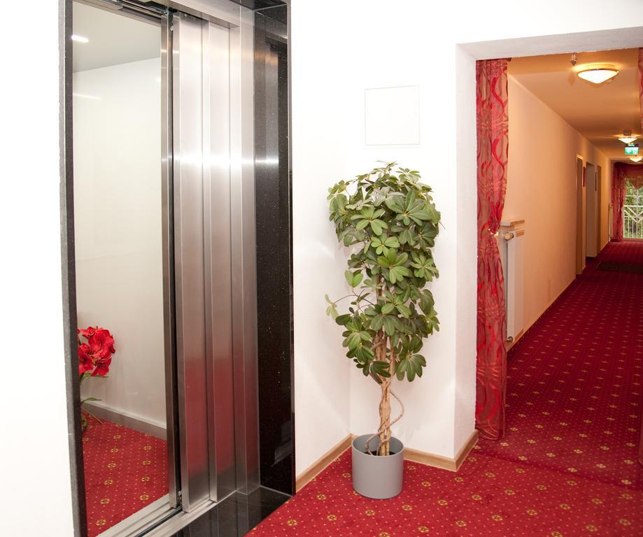 Hotel Hutzenthaler Bruckberg Zewnętrze zdjęcie