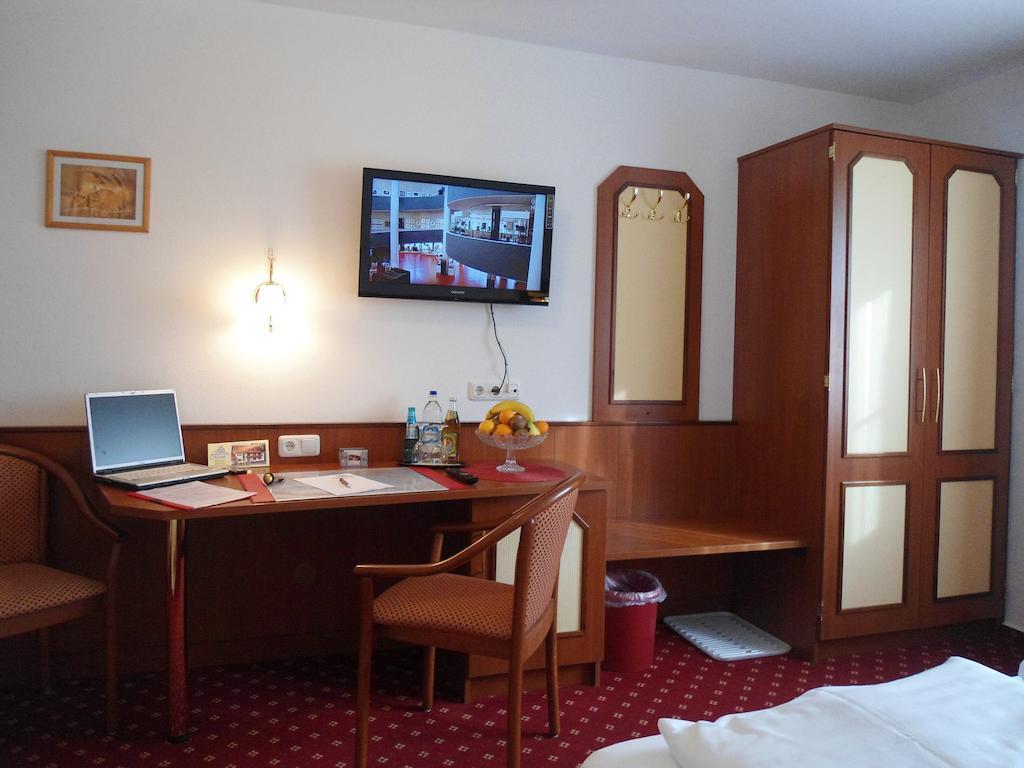 Hotel Hutzenthaler Bruckberg Pokój zdjęcie
